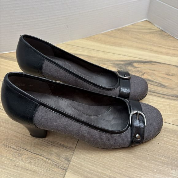 Aerosoles Super Cute Black and Gray Heels Pumps Size 9.5 With Cute Buckle Detail - Picture 1 of 9